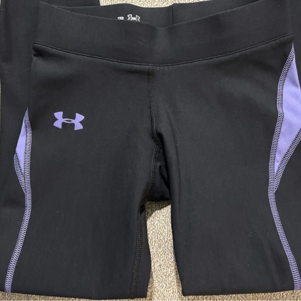 Under Armour ColdGear Compression Leggings Black Purple XS Warm Workout - Picture 2 of 10